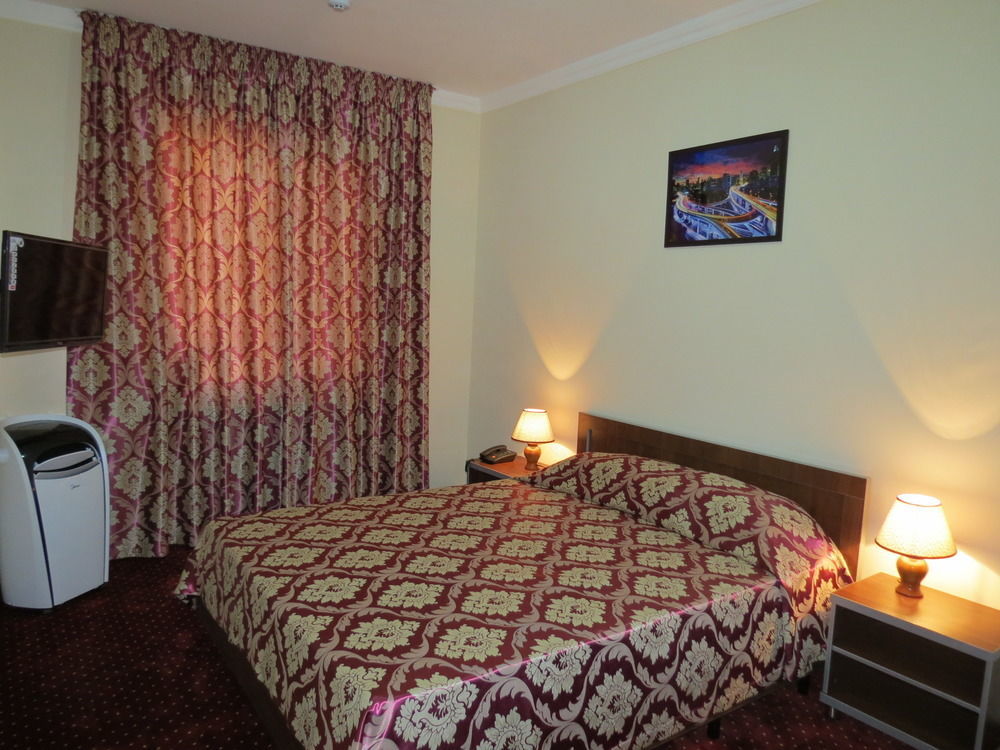 Rohat Hotel Chilonzor Taschkent Exterior foto